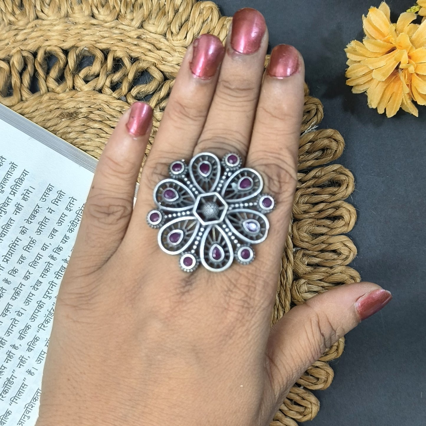 ANTIQUE FLOWER SILVER LOOKLIKE OXIDISED ADJUSTABLE FINGER RING